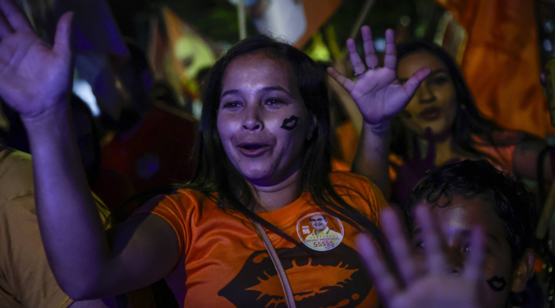 Eleições no interior da Bahia têm festa nas ruas, famílias divididas e ultrapolarização