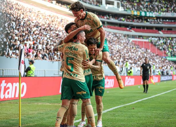 Palmeiras pode assumir liderança do Brasileirão neste sábado