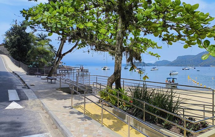 Prefeitura de Angra dos Reis conclui 1ª fase de obras de acessibilidade e revitalização na Praia Grande