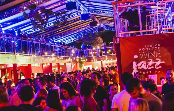 Festival Outubro Rosé no Terraço Leblon promove conscientização sobre o câncer de mama