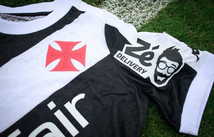 Vasco da Gama amplia parceria com Zé Delivery e coloca marca na camisa do time