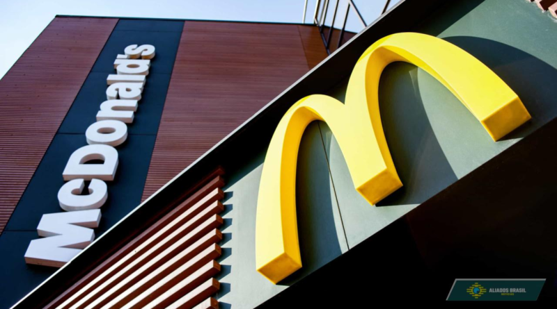 Ações do McDonald's voltam a cair após contaminação por E. coli nos EUA