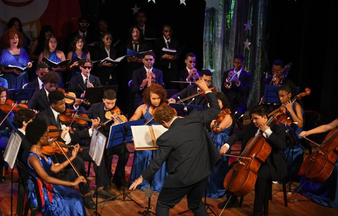 Orquestra de jovens de projeto social apresenta concerto gratuito na Barra da Tijuca em outubro